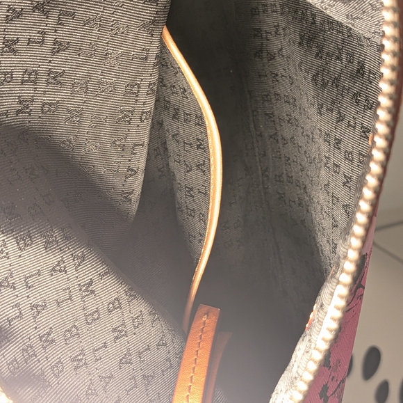 L.A.M.B. Floral Folding Clutch - Picture 8 of 15